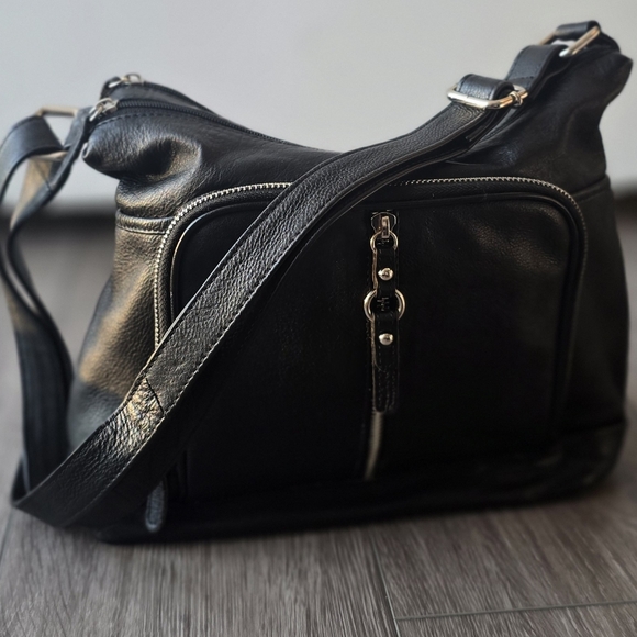 Great American Leatherworks Handbags - Black Leather Multi-Zip Crossbody Bag – Silver Hardware – Great American Leather